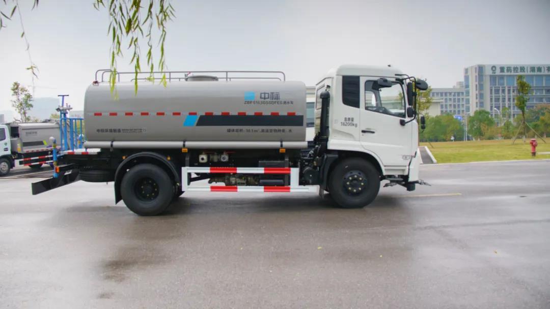 灑水車雪天作業(yè)需要注意哪些事